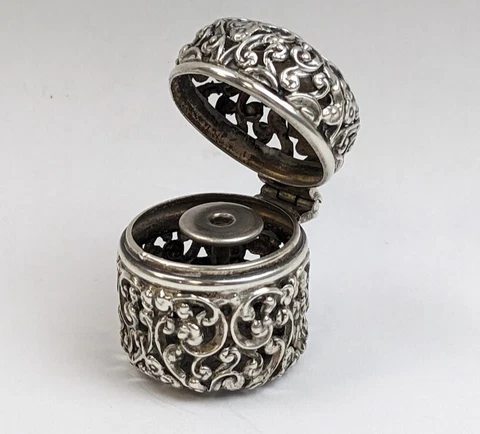 Antique Unger Bros Sterling Silver Openwork Chatelaine  Thimble Case Hallmark Cover
