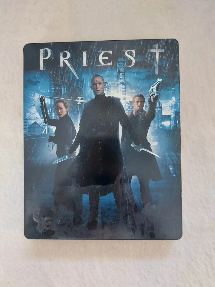 Steelbook Priest Blu Ray Futureshop Foto 1 de 3