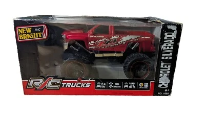 Nuevo rojo brillante Chevy Silverado Z71 - R/C Radio Control #1688 nuevo en caja Foto 1 de 4