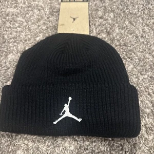 NUEVO CON ETIQUETAS Nike Jordan Terra Gorro Jumpman Sombrero Negro Blanco Unisex Talla Única FZ2055-010 - Imagen 1 de 1