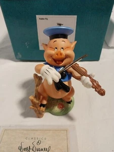 Walt Disney WDCC THREE LITTLE PIGS Fiddler Pig Hey Diddle Diddle Figurine. NEW - Picture 1 of 8