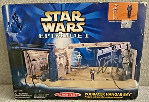 Star Wars Episode 1 Podracer Hangar Bay Action Fleet - Picture 1 of 6