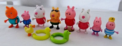 PEPPA PIG, SUZY, CANDY, PEDRO AND GEORGE FIGURES IN SWIMMING COSTUMES - Image 1 of 3