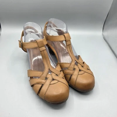 Cobb Hill Sandals Womens 9 Tan Leather Mary Jane T Strap Buckle Heeled Comfort - Image 1 of 4