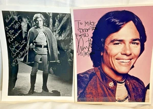 Battlestar Galactica signiertes Foto Dirk Benedict, Richard Hatch personalisiert Mike - Bild 1 von 5