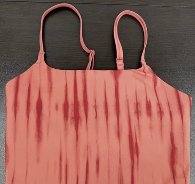 Sujetador deportivo Nike One soporte ligero ligeramente forrado Longline rosa cañón talla XSmall Foto 1 de 4