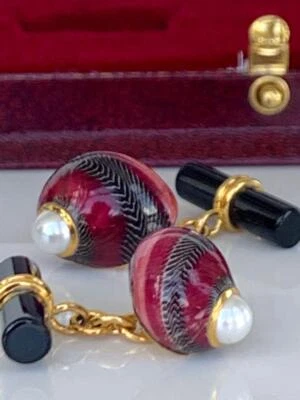 Gemelos firmados Villa Gioielliere Milano Shell oro 18K Foto 1 de 4