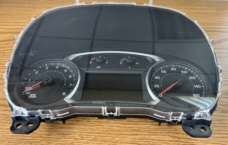 18-19 GMC ACADIA SLT 2.5L SPEEDOMETER INSTRUMENT CLUSTER GM GENUINE OEM 84404696 - Image 1 of 4