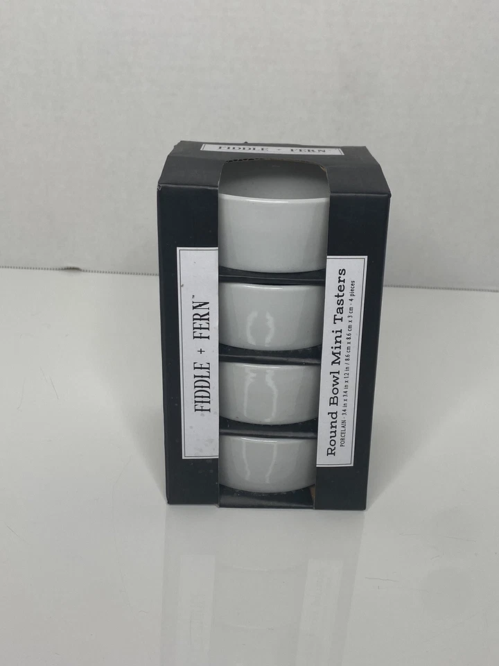 FIDDLE & FERN ROUND PORCELAIN BOWL MINI TASTER SET - Image 1 of 4