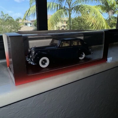 True Scale Model 1:43 1952 Rolls Royce Silver Wraith Park Ward Saloon TSM104322 - Image 1 of 4