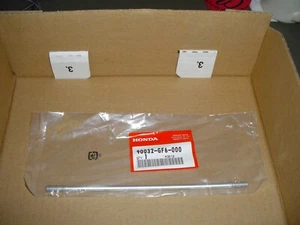 *1EA OEM HONDA TRX90 PERNO MOTOR LARGO PARA CILINDROS 69MM ALTO (206W) - Imagen 1 de 1