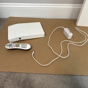 TiVo Bolt Vox DVR 500 GB 4K UHD Media Streaming Box TCD849500 TESTED & WORKS   - Picture 1 of 2
