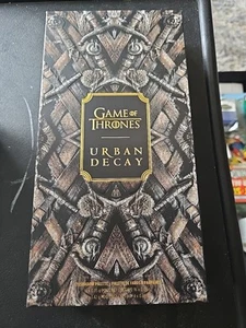 Urban Decay Game Of Thrones Limited Edition Eyeshadow Palette 20 Shades Unused - Picture 1 of 6