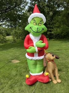 Gemmy Airblown Christmas Inflatable 2006 Grinch With Max Canadian Exclusive - Picture 1 of 6