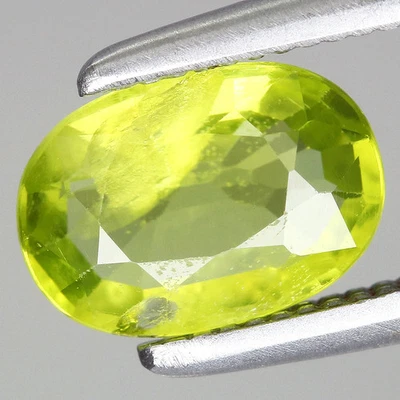 Cojín Natural Sin Tratar 0.79ct T.W 6.9x4.8mm Peridoto Verde Piedra Preciosa Myanmar Foto 1 de 4