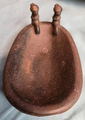 Antiguo soporte de jabón "bañera" de latón rústico con pátina plato de baño vintage Foto 1 de 4