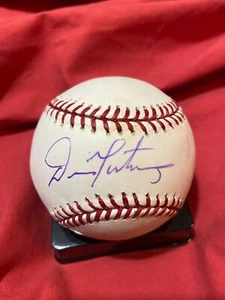 DENNIS MARTÍNEZ AUTOGRAFIADO FIRMADO GRANDES LIGAS BÉISBOL OML CARDENALES EXPOSICIÓN CERTIFICADO DE AUTENTICIDAD - Imagen 1 de 2