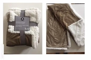 Holiday Time Micro-mink Reverse To Sherpa Beige Throw Blanket - Picture 1 of 1