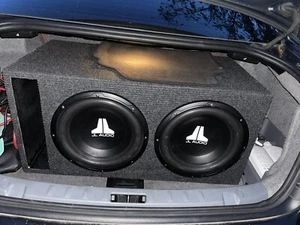 jl audio 12w3 Subwoofer With Jl Amp - Picture 1 of 4