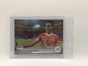 Jamal Musiala 2022-23 Stadium Club Chrome UEFA #42 REFRACTOR - Picture 1 of 2