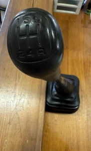 Shifter 5 Speed Manual w/ Boot 88-94 Chevy GMC C1500 C2500 K1500 K2500 - Picture 1 of 5