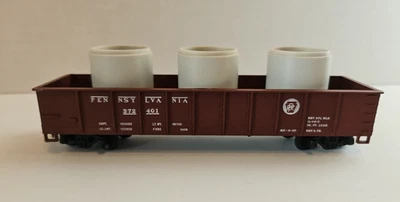 TYCO HO cale PENNSY 372401 Gondola Car w/Pipe Load & Box Vintage Collector - Image 1 of 4