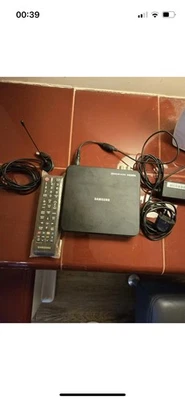 Samsung Media Box Lite GX-MB540TL DVB-T2 HD Receiver mit Fernbedienung + Antenne - Bild 1 von 2