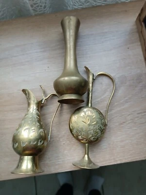 Lot de trois Anciens petits pots en cuivre - Photo 1/2