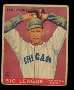 1933 Goudey #7 R319 Ted Lyons HOF FR/GD (MK)