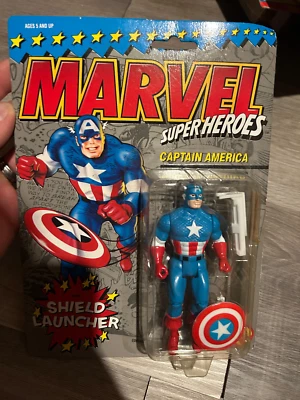 Figura de acción de colección Marvel Super Heroes Capitán América Toybiz 1994 nueva en caja Foto 1 de 4