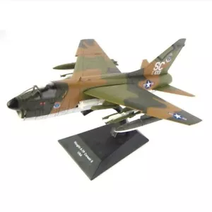 ALTAYA PLANES OF COMBAT 1/72 AY031 VOUGHT A-7A CORSAIR II USAF - Imagen 1 de 12