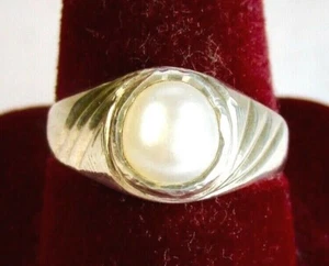 Beautiful 925 Sterling Silver Ring, With 7 mm White Pearl, Size S - Picture 1 of 4