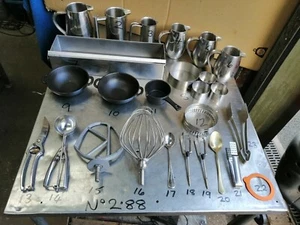 NO288 ASSORTMENT OF KITCHEN WARE "PLEASE MAKE OFFERS ON WHAT YOU WANT" - Picture 1 of 6