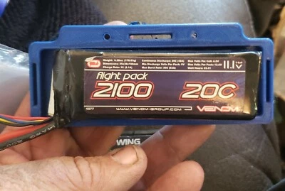 Traxxas x-maxx Battery Tray for Fans up to 3s 2200mah free bonus items - Image 1 of 4