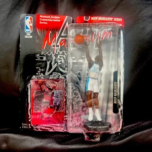Michael Jordan Commemorative Series-Hoop Highlights-Limited Edition figure - Picture 1 of 2