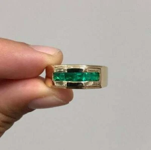 2Ct Lab Created Princess Cut Green Emerald Men's Ring 925 Sterling Silver Plated - Picture 1 of 9