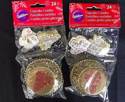 Forros/selecciones para cupcakes Wilton deliciosamente decadente árbol de Navidad acebo 48 unidades Foto 1 de 2