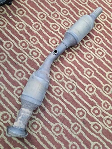 2004 2005 2006 2007 2008 2009 Toyota Prius Catalytic Converter Cat GD3 EA6 OEM - Picture 1 of 6