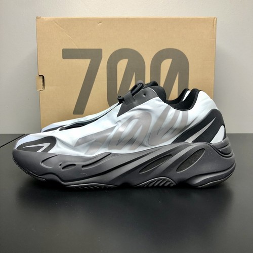 Taglia 9 5 Adidas Yeezy Boost 700 MNVM tinta blu