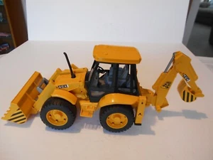 Bruder 1:16th Scale JCB 4CX Backhoe Loader, Made In Germany, Plastic - Picture 1 of 20