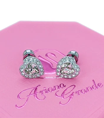 Nuevos Pendientes 100% Auténticos Ariana Grande x Swarovski Pave Corazón 5720859 Foto 1 de 4