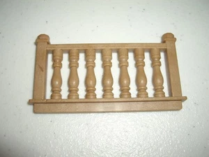 T31 Calico Critters techo rojo casa de pueblo de lujo pieza de barandilla de repuesto - Imagen 1 de 2