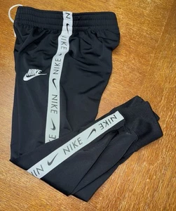 Nike Dri Fit Black Joggers Lightweight Youth Medium - Picture 1 of 3