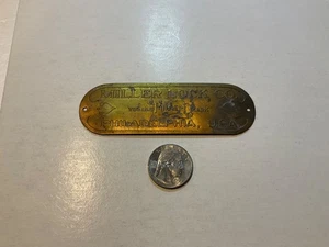 Antigua placa de identificación de latón Miller Lock Co., Philadelphia PA. 4” X 1,25”. Lote 10-A8 - Imagen 1 de 3