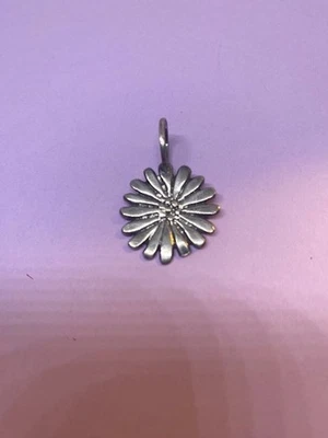 Colgante Flor Margarita Silpada Plata de Ley 925 Israel  Foto 1 de 4
