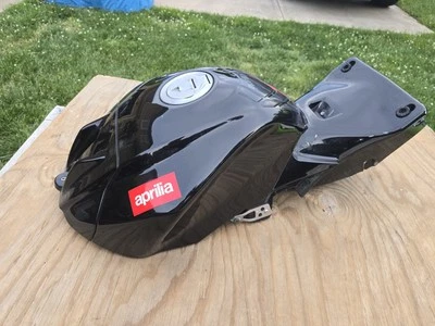 Aprilia RSV4 RSV4R RSV 2009-2015 tanque de gasolina pila de combustible gasolina 09 10 11 12 13 14 15 Foto 1 de 4