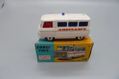 Corgi toys 463 Commer Ambulance with box - Image 1 of 4