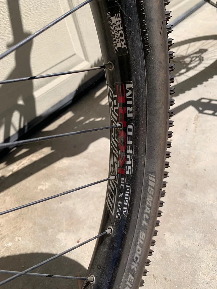 Santa Cruz Heckler Mountain Bike - Image 1 of 1