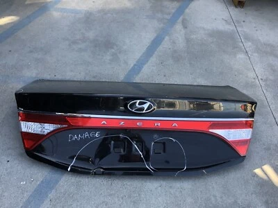 Hyundai Azera 2012 2013 2014 2015 tapa maletero con luz maletero OEM usado Foto 1 de 4