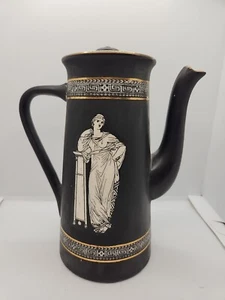 AntiqueFrank Beardmore & Co Fenton Art Ware Black Basalt Coffee Pot Neoclassical - Imagen 1 de 5